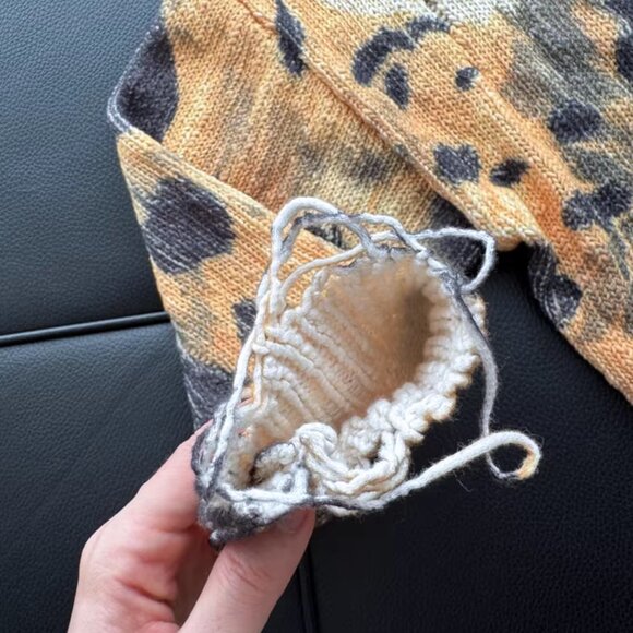 R13 Oversized Sweater Cardigan In Leopard - Picture 7 of 12